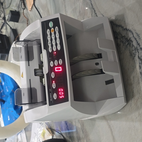 Glory GFB-830B cash money bill currency counter with counterfeit detection - Picture 3 of 9
